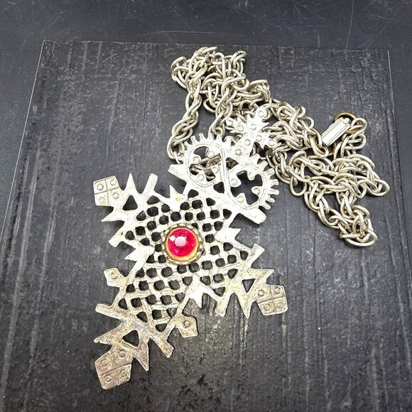 Vintage Silver Chain Necklace Ornate Cross Pendant & Red Stone Centerpiece HS228 - Picture 3 of 9